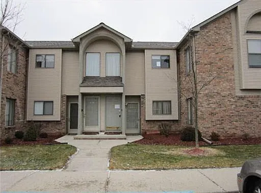 42684 Lilley Pointe Dr — Photo 2