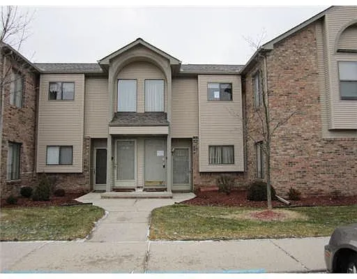 Building Photo - 42684 Lilley Pointe Dr
