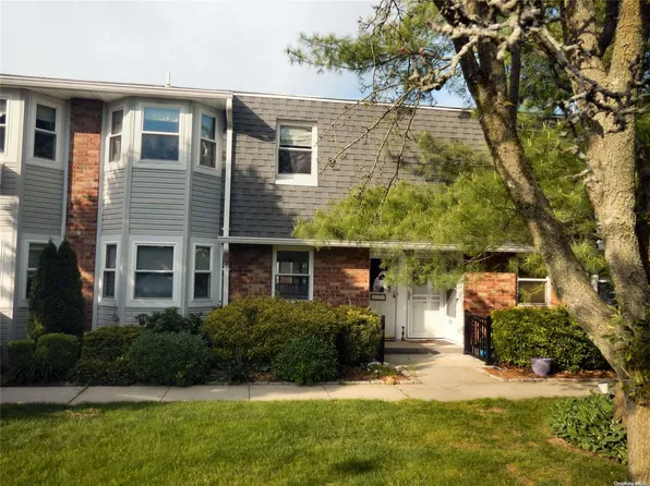 122 Millard Avenue #122, West Babylon, NY 11704