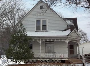 409 N Pine St, Creston, IA 50801
