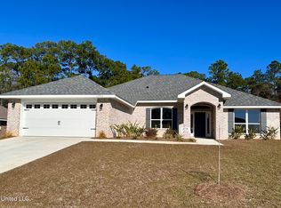 6256 Emerald Lake Dr, Biloxi, MS 39532