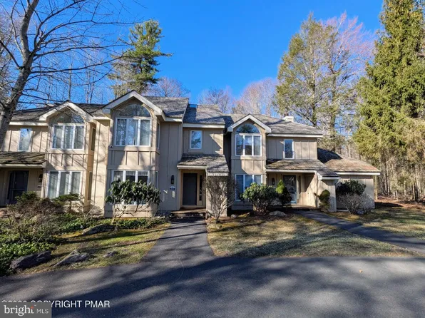 317 Chickagami Ln, Pocono Pines, PA 18350