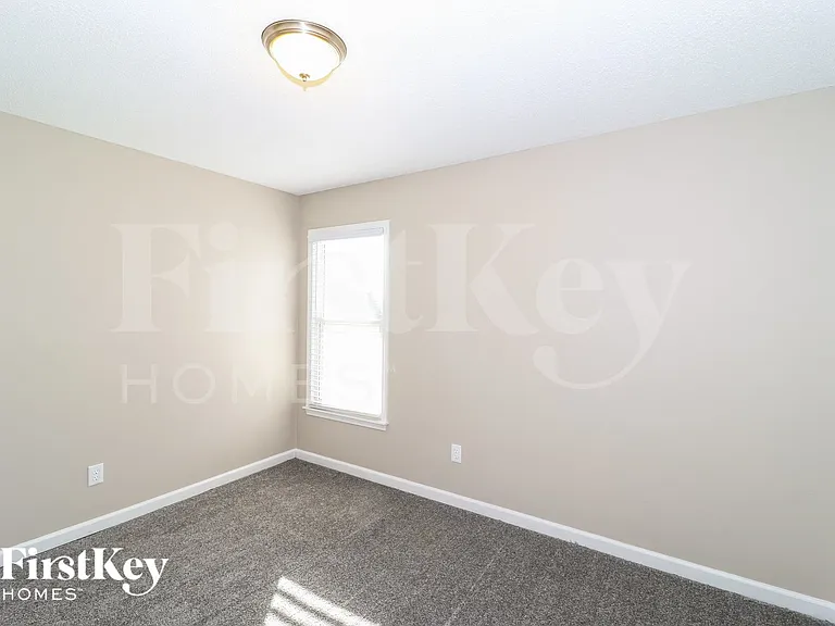 523 S Sanga Rd — Photo 10