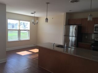 2 Severn St APT 203, Saratoga Springs, NY 12866
