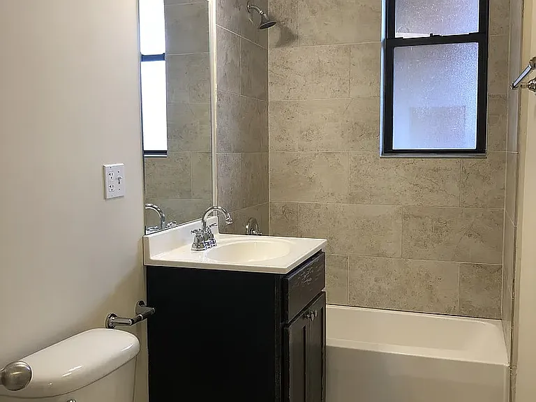 1301-1303 W Columbia Ave #3 — Photo 7