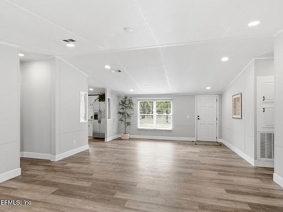4th image of 85279 ASHLEY Avenue