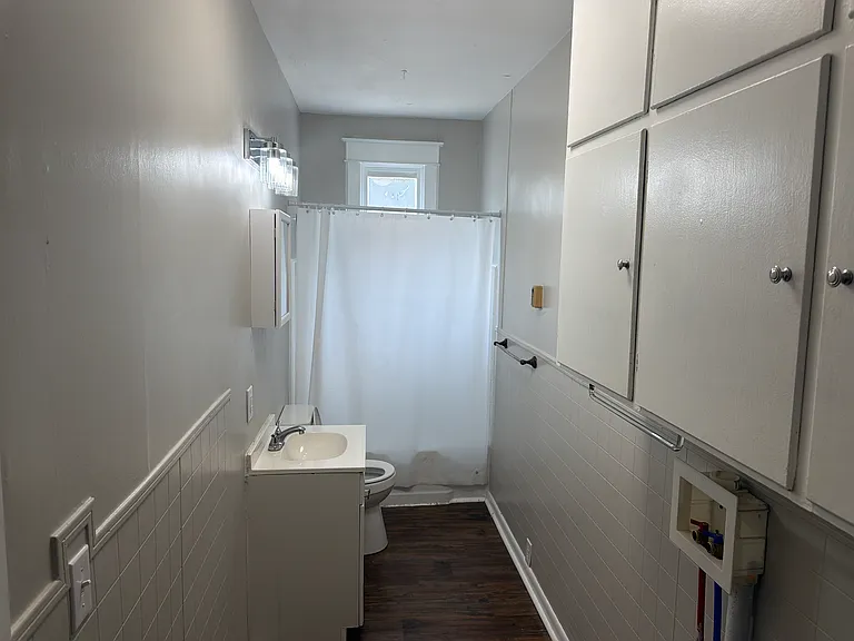 422 W Main St #1 — Photo 17