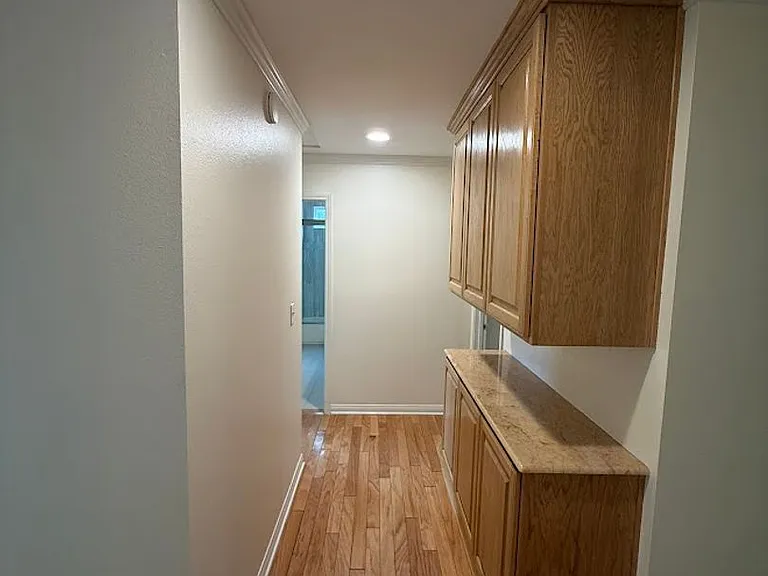 23350 Keswick St — Photo 14