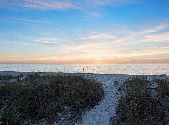 3rd image of 1285 Gulf Shore Blvd N APT 3C