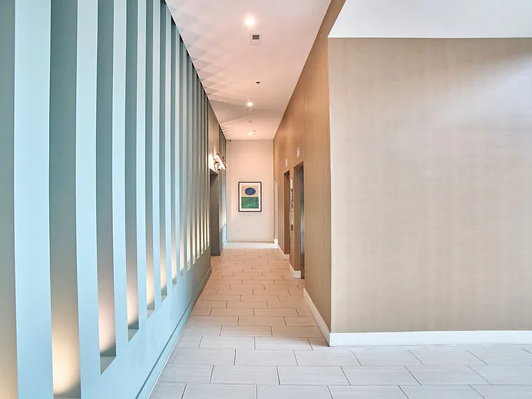 214 Hunt St #306 — Photo 28