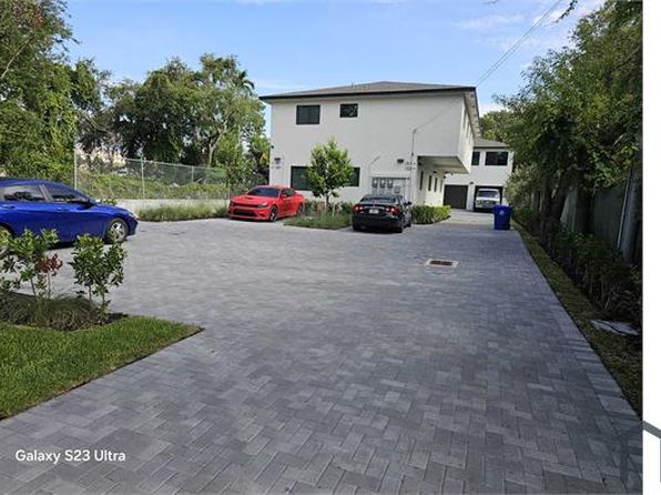 151 NW 61st St