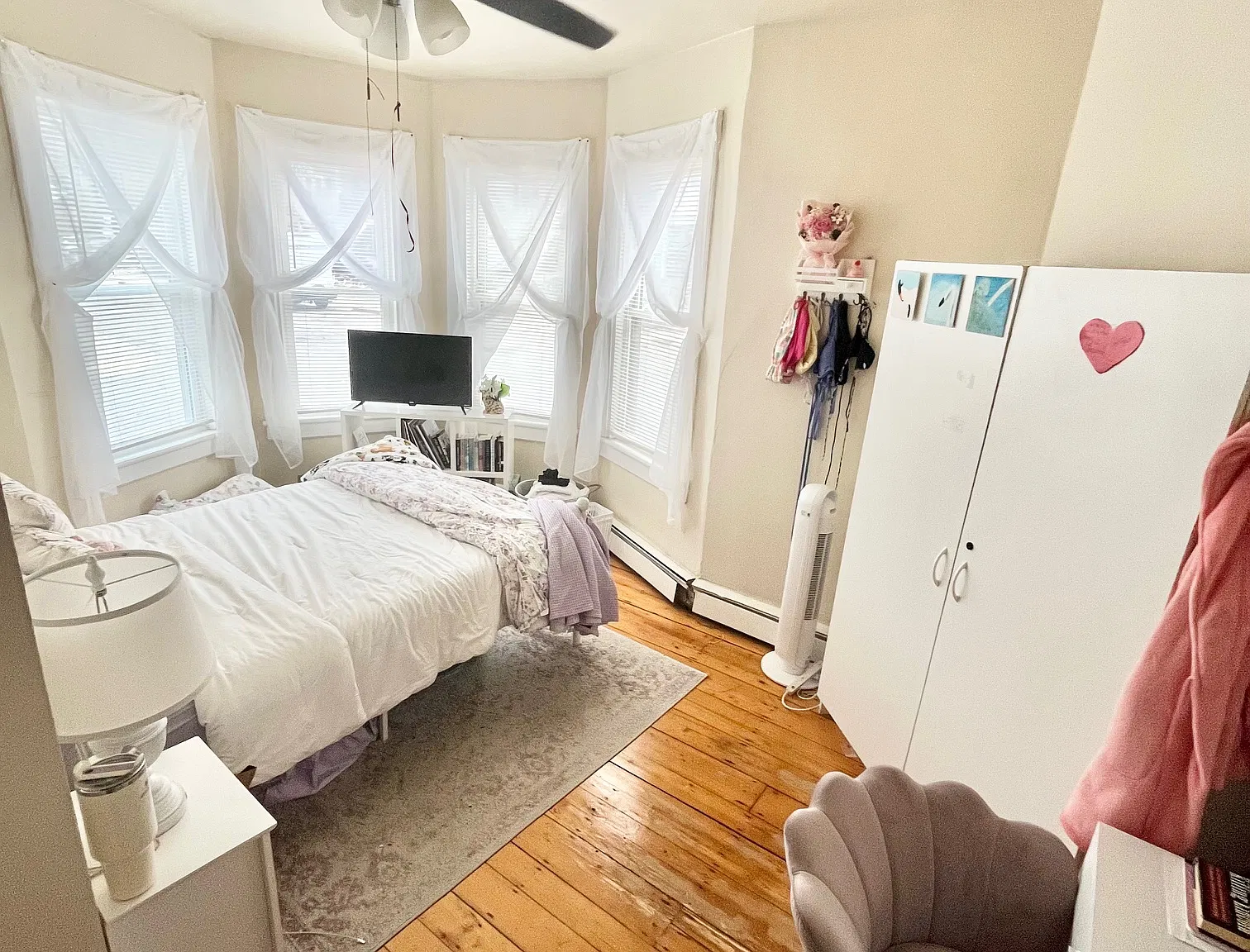 3 bed, 9999 sqft, $3,400 — Photo 4