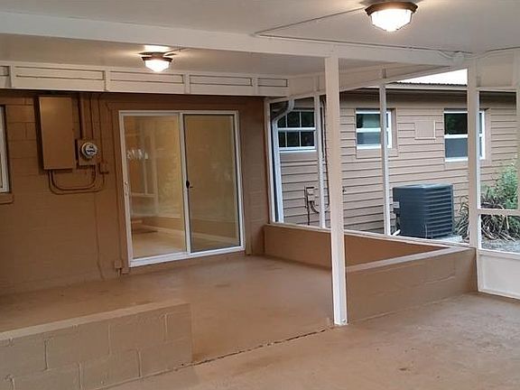4th image of 2855 Sanford Ave
