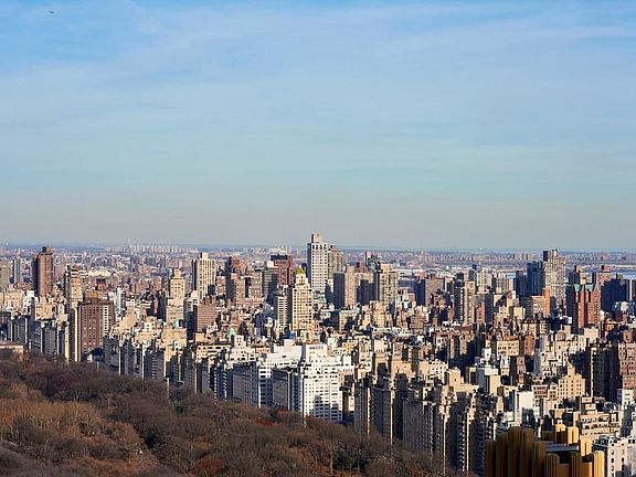 4th image of 150 W 56th St APT 5002