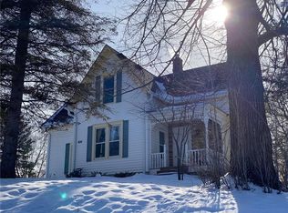 404 8th Ave E, Osceola, WI 54020