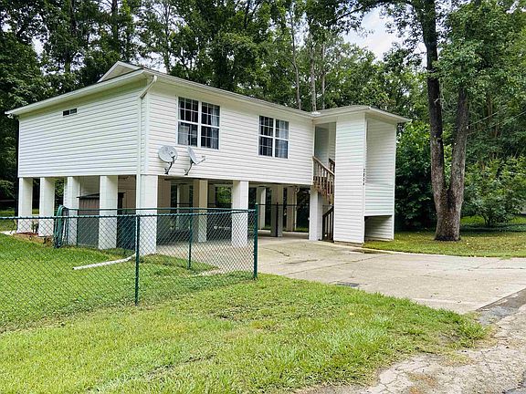 2nd image of 2804 Starmount Ln