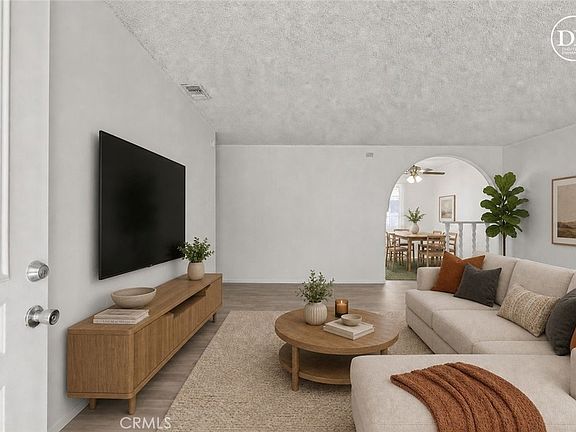 4th image of 11144 Laurel Canyon Blvd