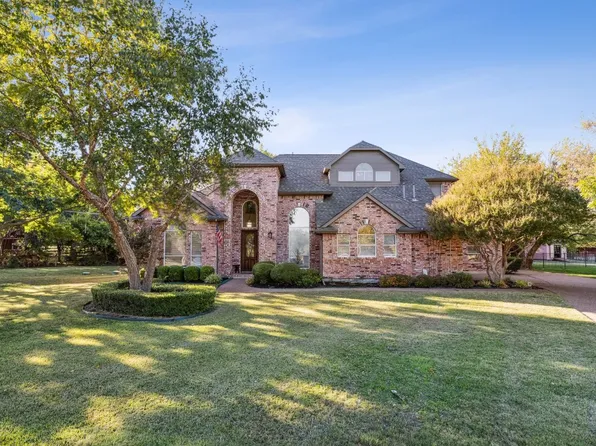 220 Twin Lakes Ct, Double Oak, TX 75077