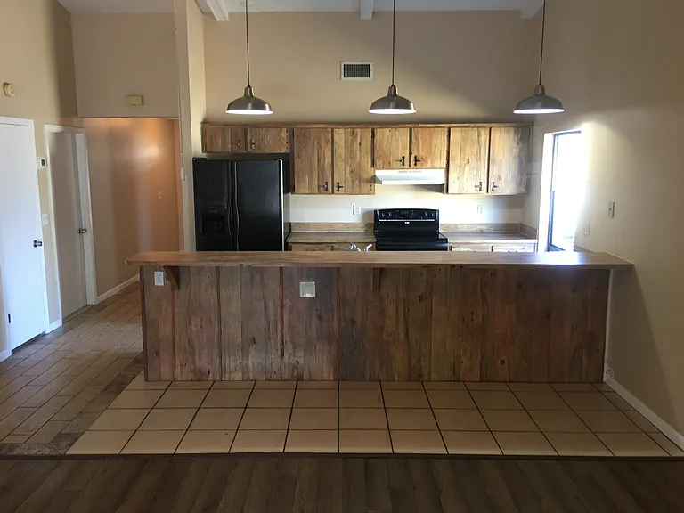181 Moyses Rd #1 — Photo 2