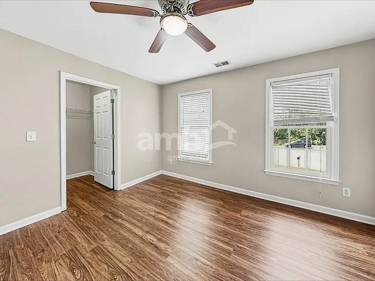 4524 Kingsgate Ct NW — Photo 16