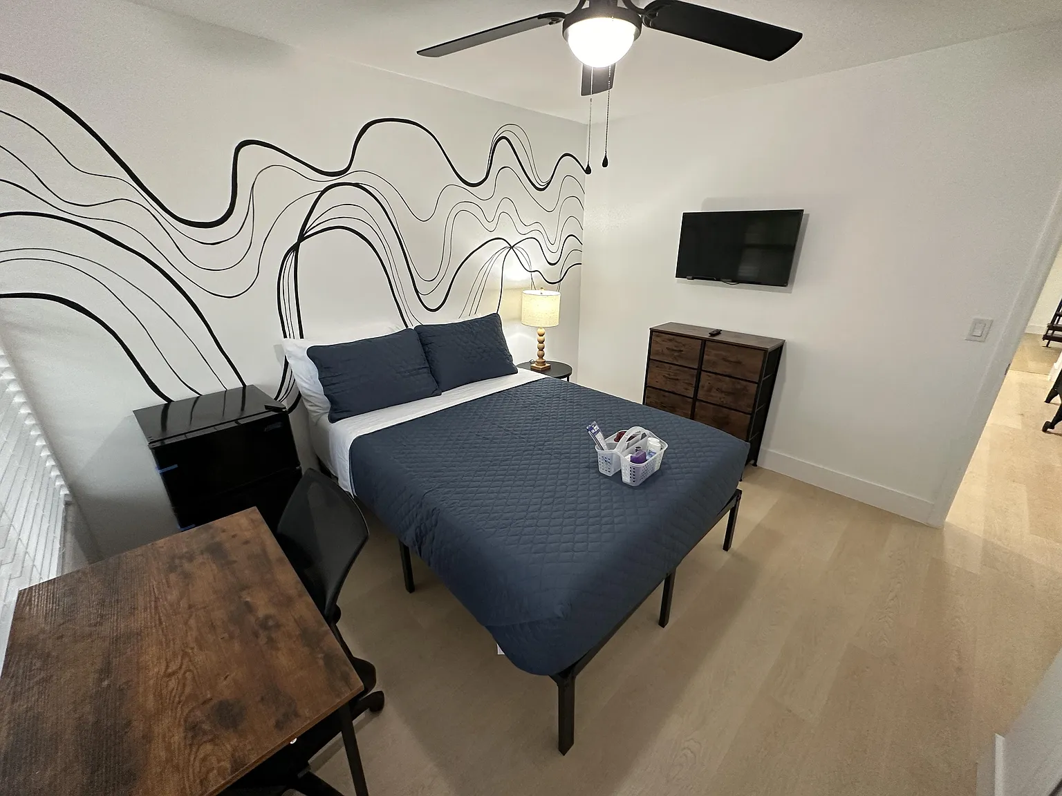 4 bed, 3.0 bath, 2600 sqft, $936 — Photo 2