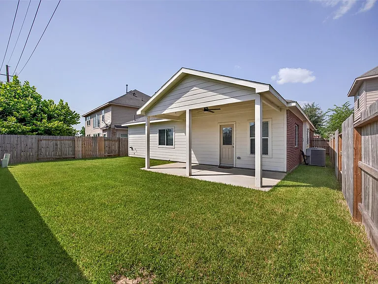 24715 Hikers Bend Dr — Photo 30