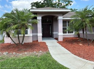 717 Riviera Dr, Lake Placid, FL 33852