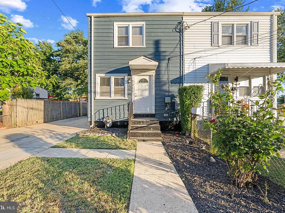 1st image of 7215 E Lombard St