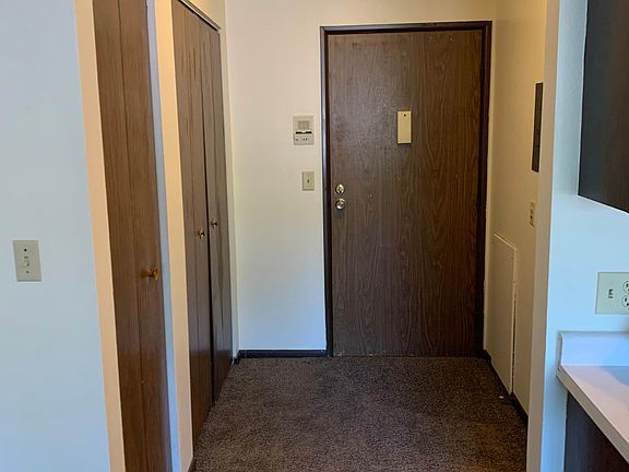 4th image of 1929 18th Ave S