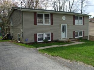 104 Mullins St, Beckley, WV 25801