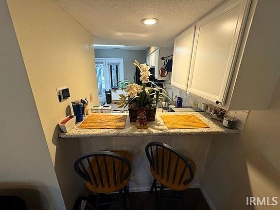 5th image of 904 E Sherwood Hills Dr