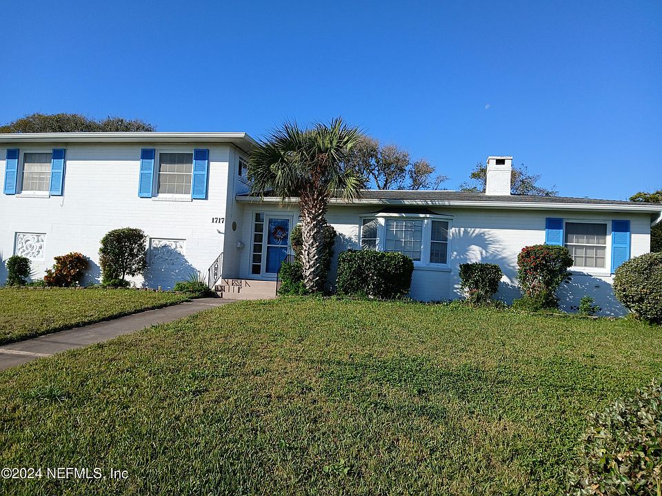 1st image of 1717 N OLEANDER Avenue