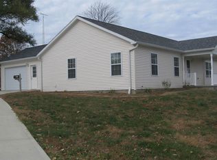 303 Eastwood Dr, Bedford, IN