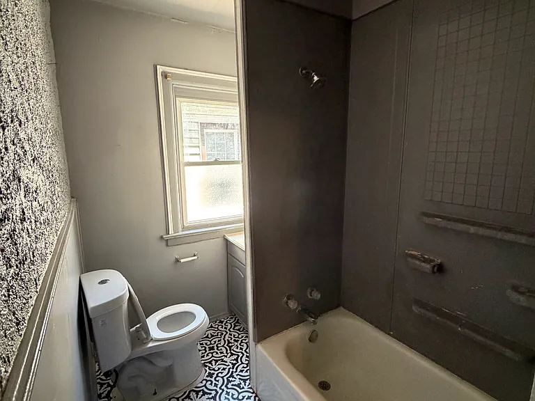 3 Lilac St #U — Photo 7