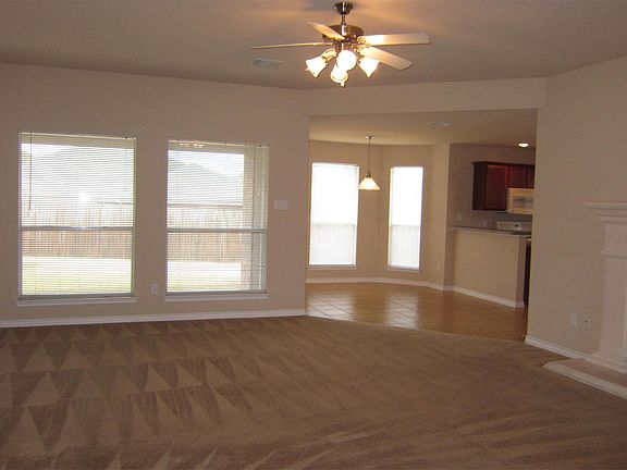 3rd image of 1408 Mark Ct