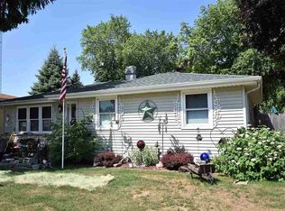 2227 Sheridan St, Oshkosh, WI 54901