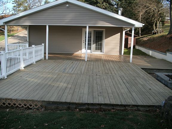 4th image of 127 Shephard Ave