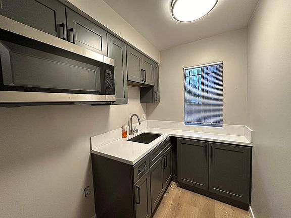 4th image of 4611 La Mirada Ave #12A