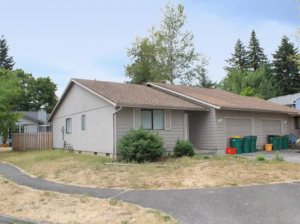 802-804 SW 29th Way, Troutdale, OR 97060