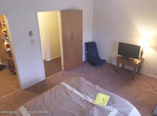 4 Northrup Dr #220, Brick, NJ 08724