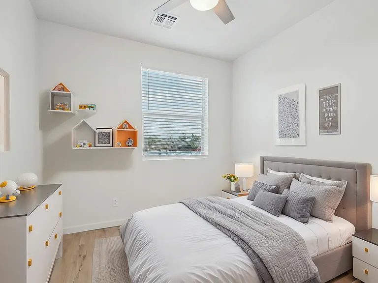 Bedroom (3)