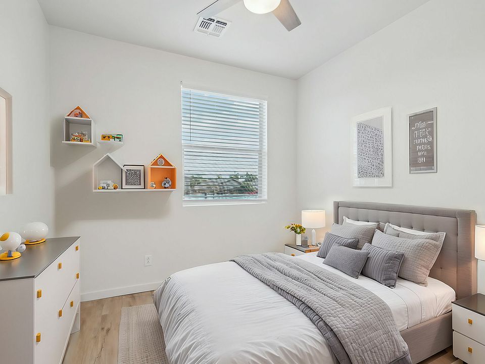 Bedroom (3)