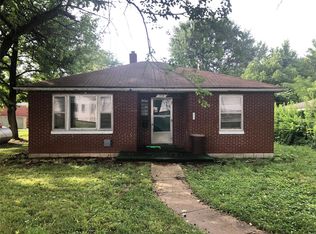 219 W Springfield St, Saint James, MO 65559