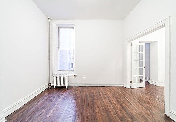 4th image of 61 E 66th St APT 3B