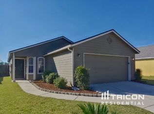 1940 Hunters Trace Cir, Middleburg, FL 32068