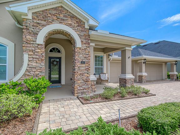 3rd image of 351 Majestic Eagle Dr