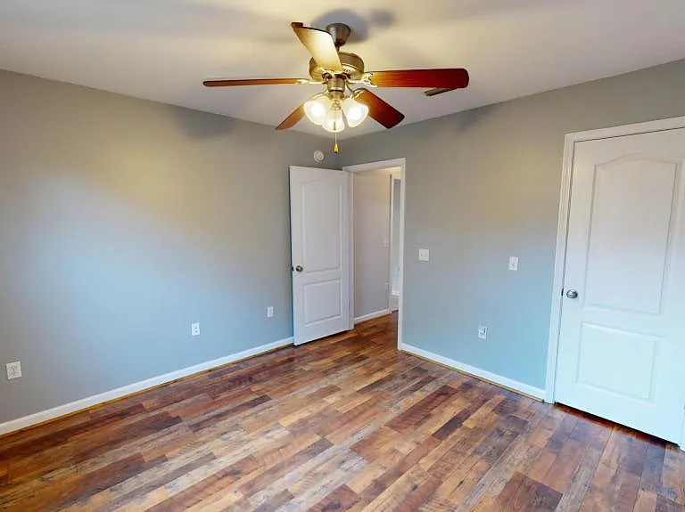 109 Mohegan Dr — Photo 10