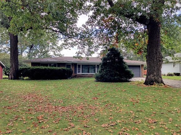 2nd image of 2626 E Riverview Dr