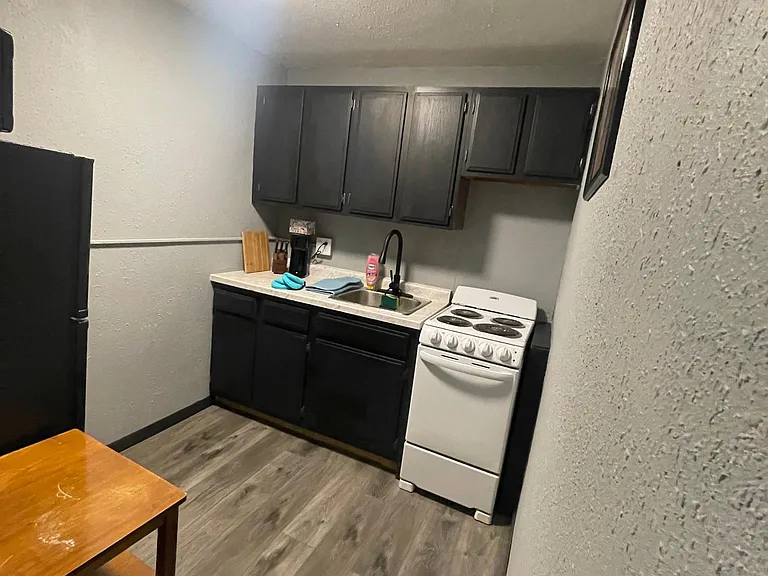 311 E Thayer Ave #383 — Photo 6