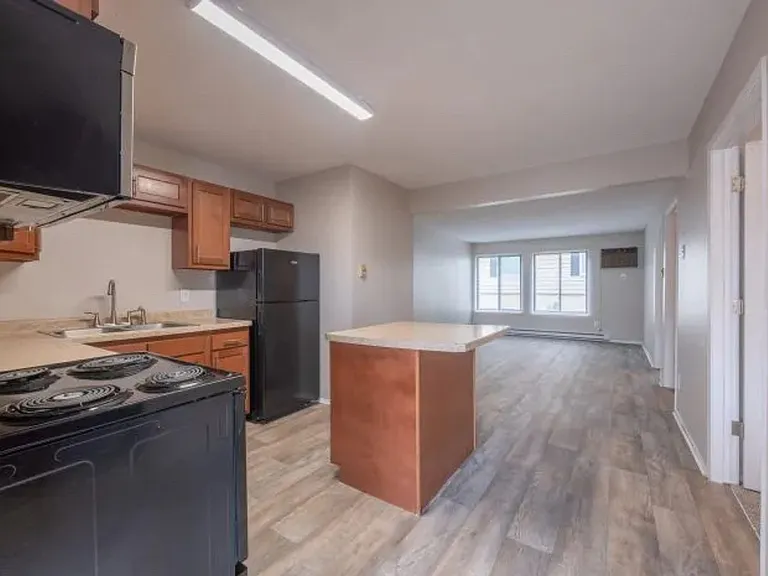 Simple Living. Real Savings. Limited Time. — Photo 71